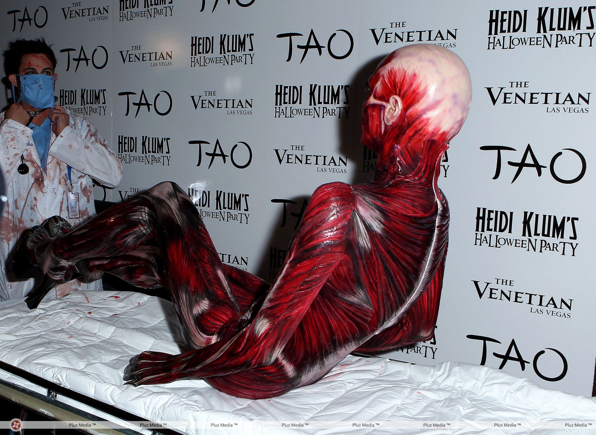 Heidi Klum's 12th Annual Halloween Party Presented By Tao Nightclub | Picture 113460